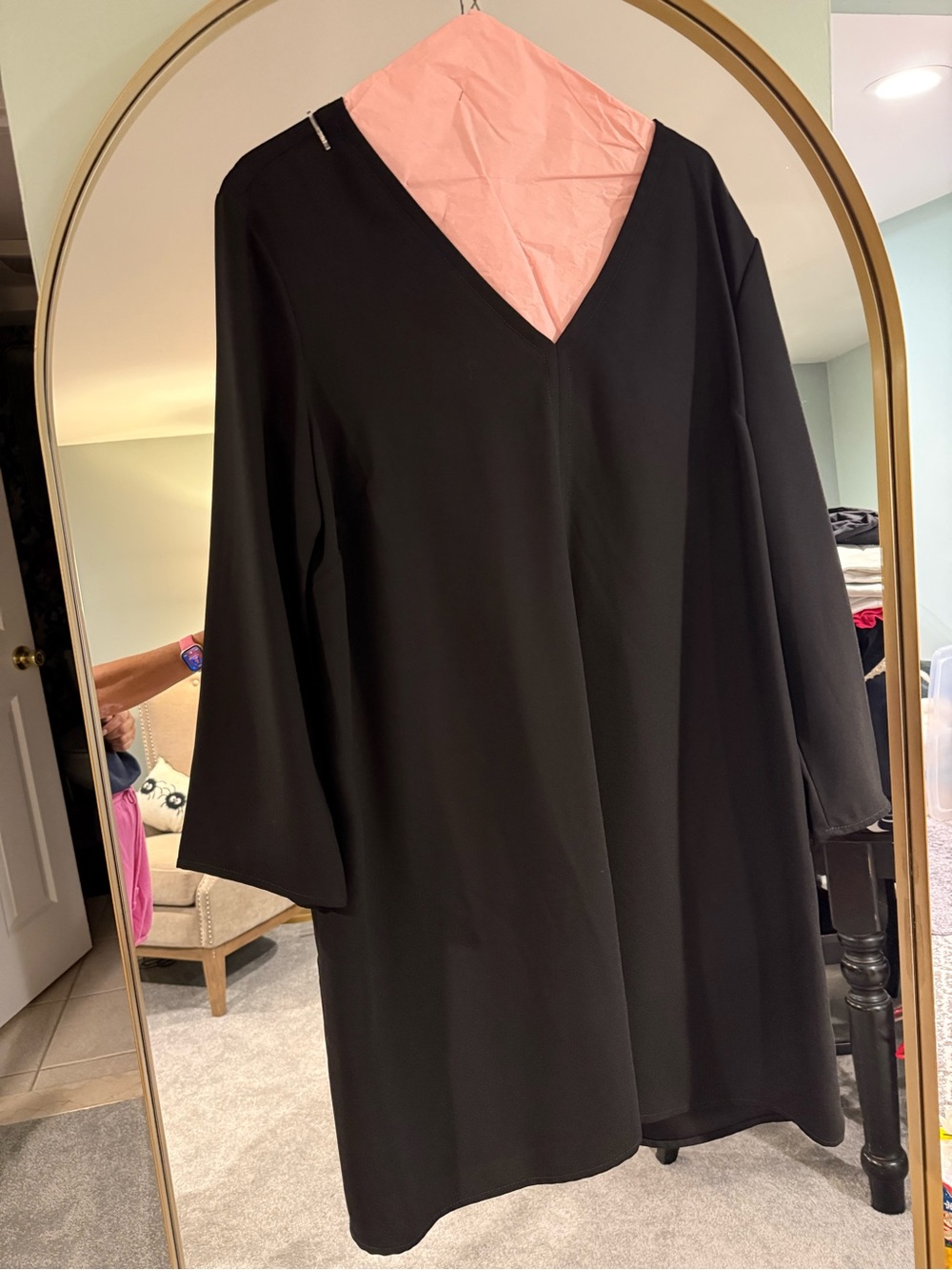 GAP Black Long-Sleeve V-Neck Dress